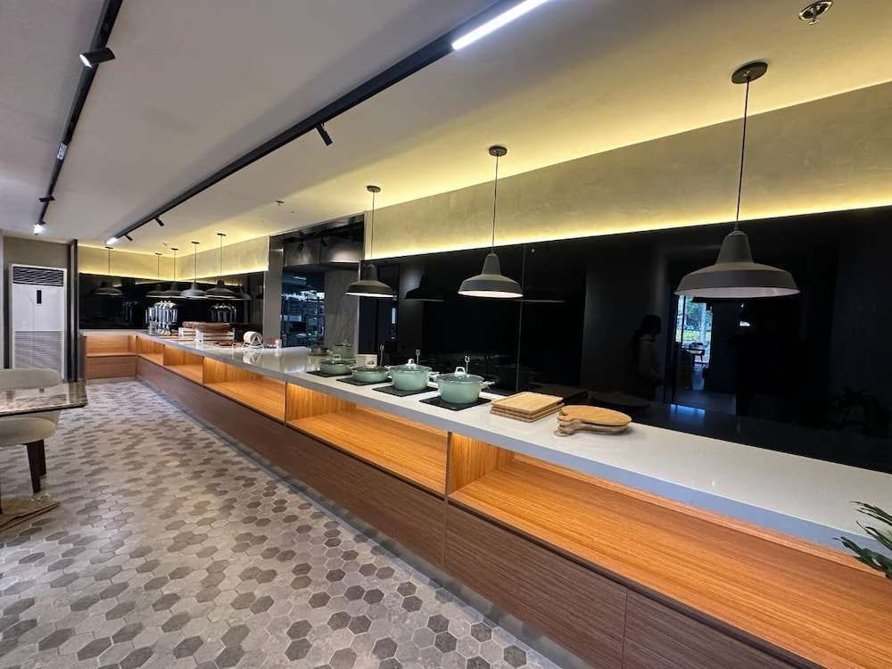 ibis styles subic