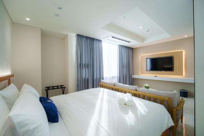 the first clark hotel and residence
