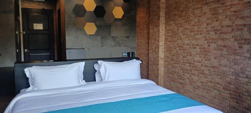 jl world hotel dili