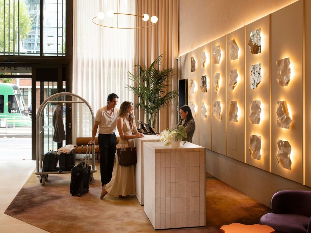 mercure melbourne la trobe street