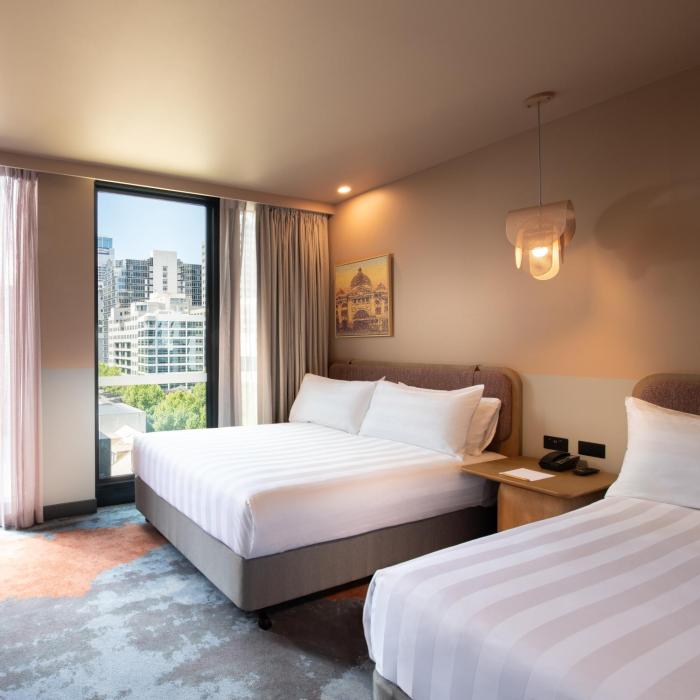 mercure melbourne la trobe street
