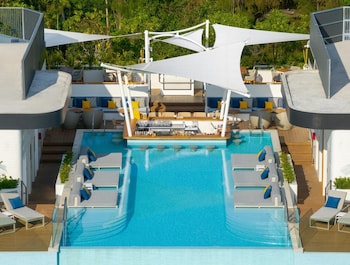 radisson blu resort phuket mai khao beach