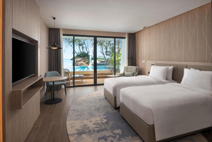 radisson blu resort phuket mai khao beach