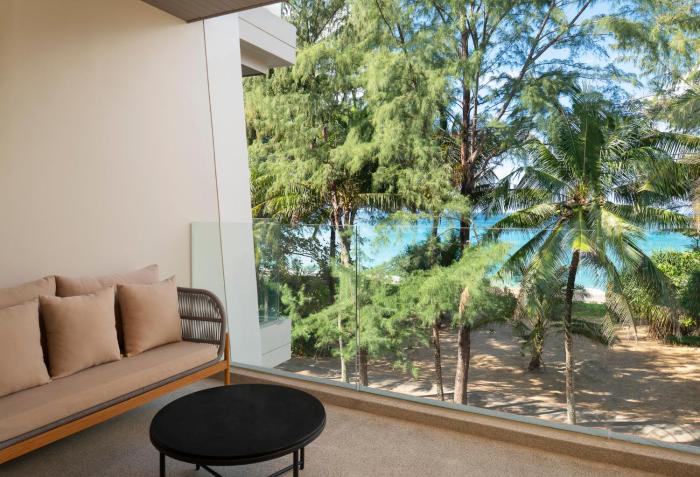 radisson blu resort phuket mai khao beach