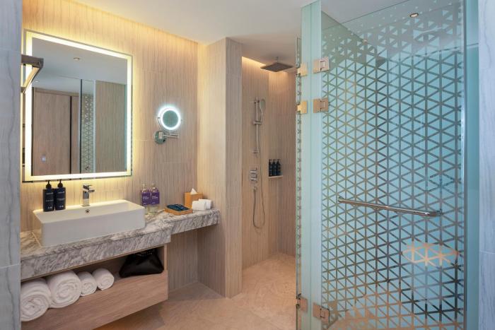 radisson blu resort phuket mai khao beach