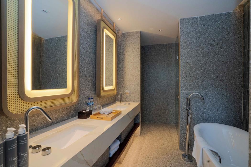 riahi by swiss belhotel