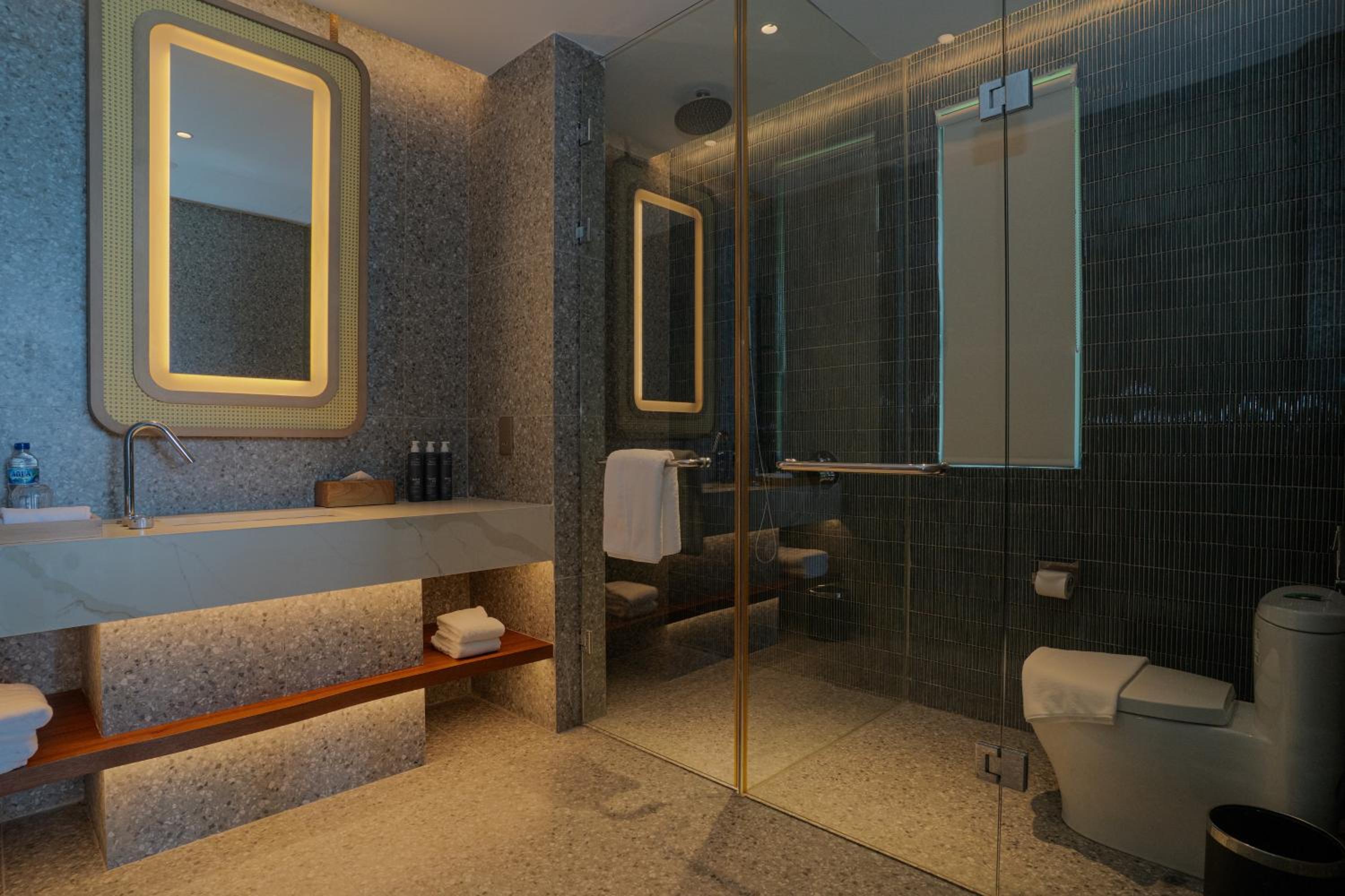 riahi by swiss belhotel