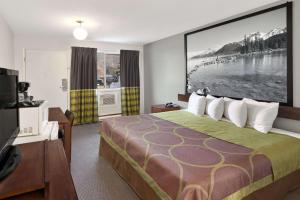 super 8 by wyndham kamloops east