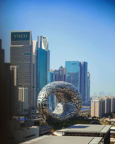 The Ritz-Carlton, Dubai International Financial Centre,,5 star