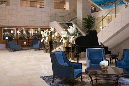 the ritz carlton dubai international financial centre