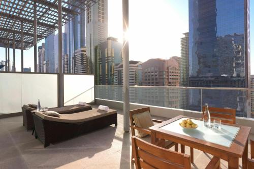 the ritz carlton dubai international financial centre