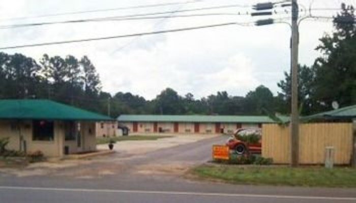 American Inn Motel,Fisher>>Many,3 star