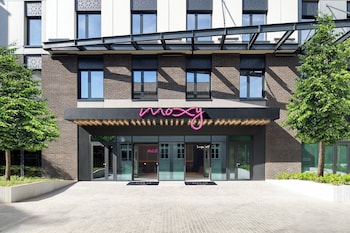 moxy budapest downtown