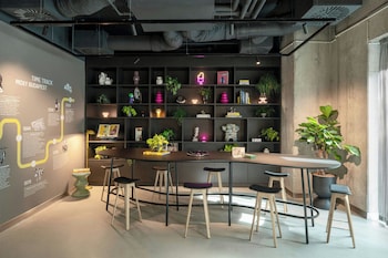 moxy budapest downtown