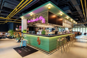moxy budapest downtown