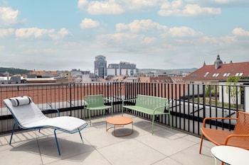 moxy budapest downtown