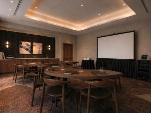 hotel trinity autograph collection