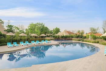 Jw Marriott Ranthambore Resort & Spa,,5 star