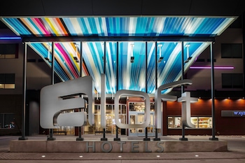 aloft by marriott dallas arlington south
