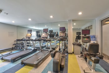 mainstay suites