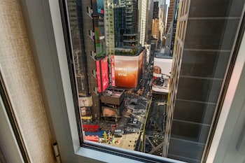 Cambria Hotel New York Times Square,,3 star