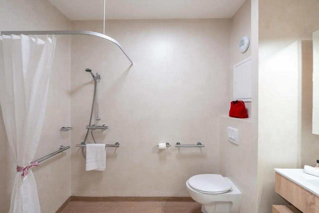 quality aparthotel nancy zenith