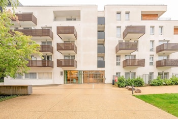 quality aparthotel nancy zenith
