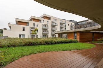 quality aparthotel nancy zenith