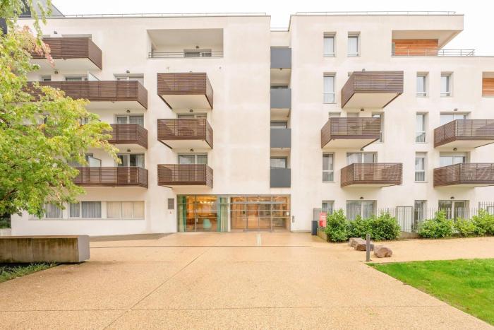 quality aparthotel nancy zenith