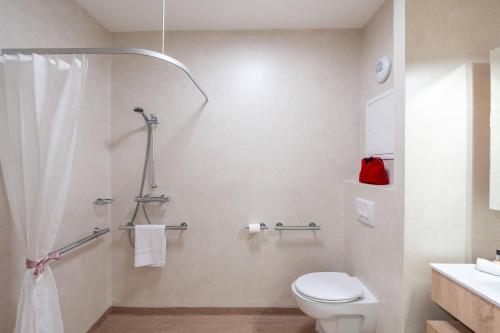 quality aparthotel nancy zenith