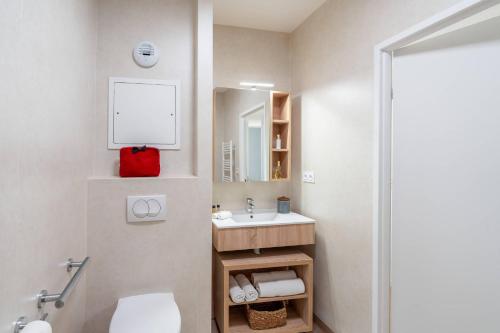 quality aparthotel nancy zenith