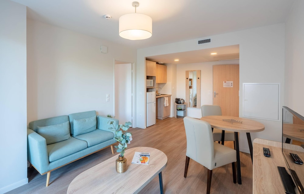 quality aparthotel moissy cramayel
