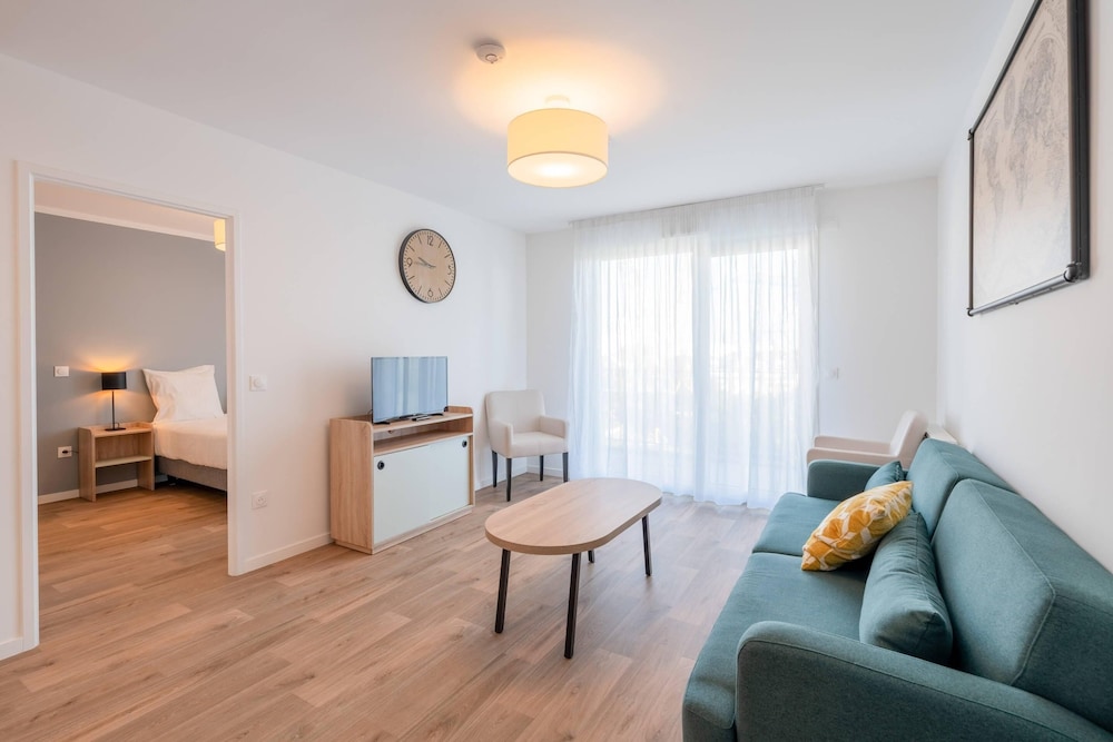 quality aparthotel moissy cramayel