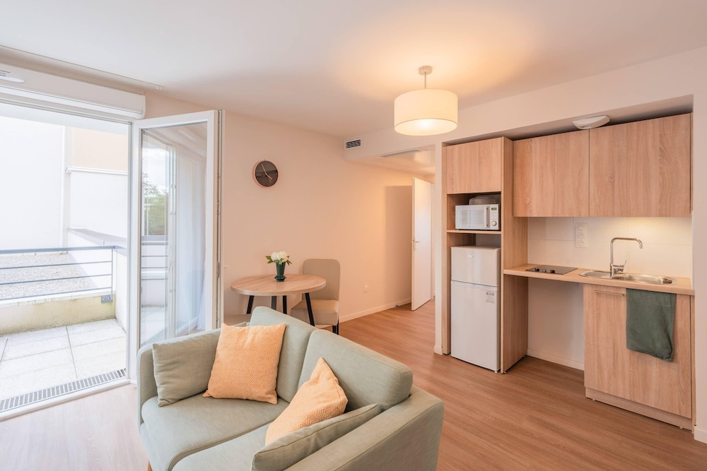 quality aparthotel moissy cramayel