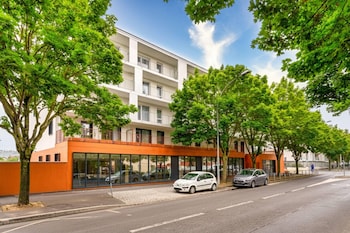 quality aparthotel choisy orly airport