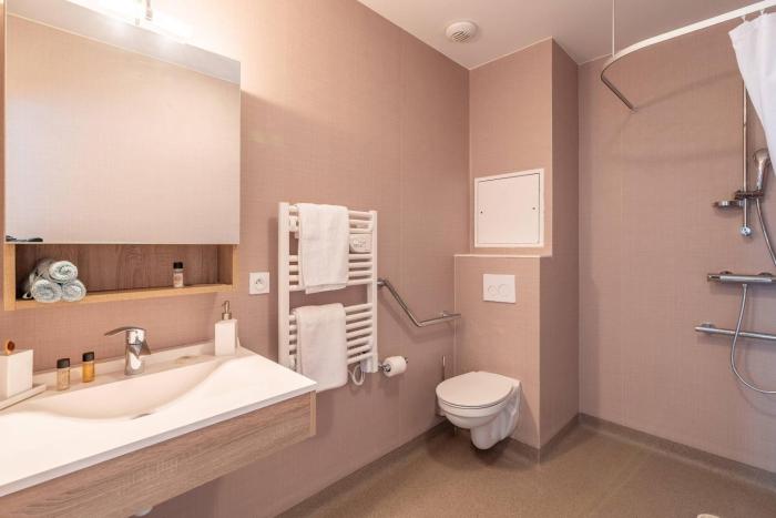 quality aparthotel choisy orly airport
