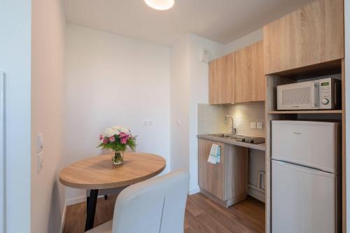 quality aparthotel choisy orly airport