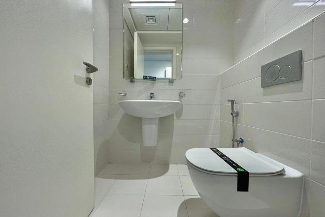 luxury 1 bedroom apartment at burj crown
