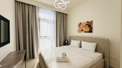 luxury 1 bedroom apartment at burj crown