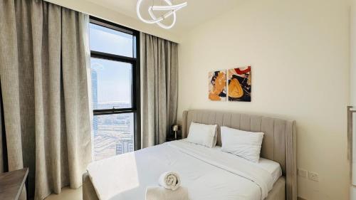 luxury 1 bedroom apartment at burj crown