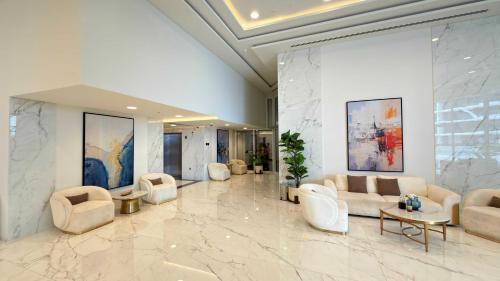 skyz lifestyle 1br residences at arjan