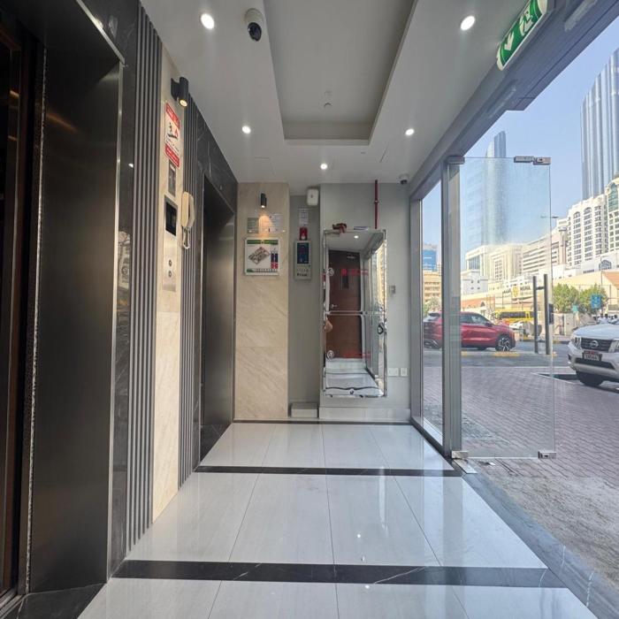 premier 2 bedroom lifeline apartment with free parking