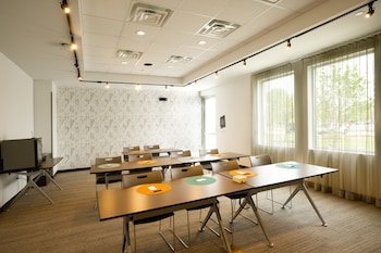 aloft by marriott austin airport
