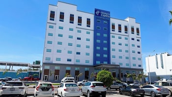 holiday inn express and suites los mochis centro by ihg