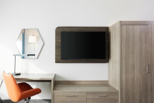 holiday inn express and suites los mochis centro by ihg