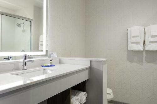 holiday inn express and suites los mochis centro by ihg