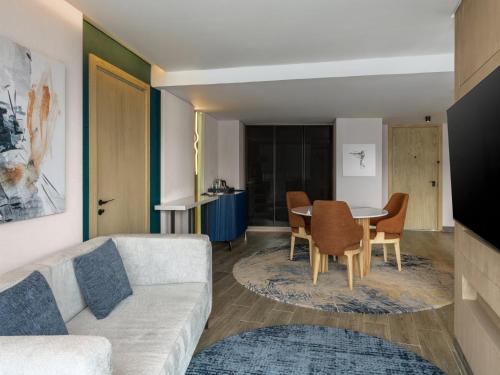 voco cairo arabella plaza by ihg