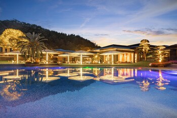 voco ningbo dongqian lake by ihg