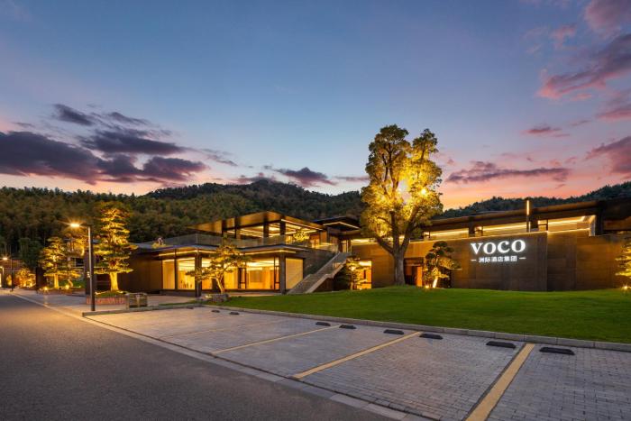 voco ningbo dongqian lake by ihg