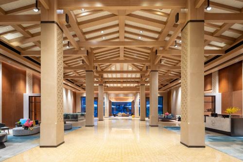 voco ningbo dongqian lake by ihg